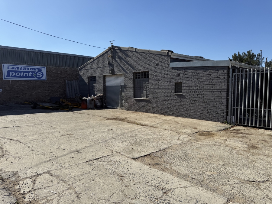 To Let commercial Property for Rent in Triangle Farm Western Cape